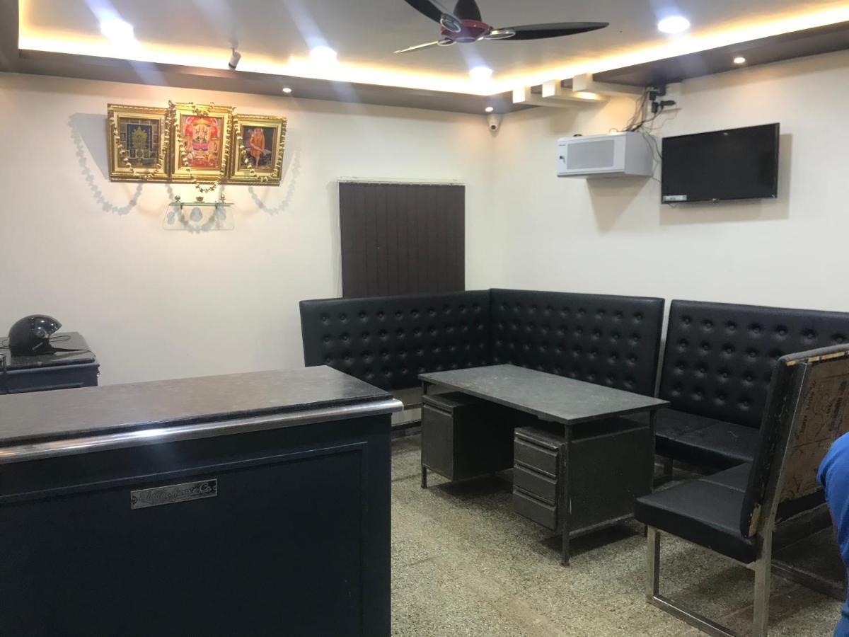 Shri Vasant Lodge Hubli Dış mekan fotoğraf